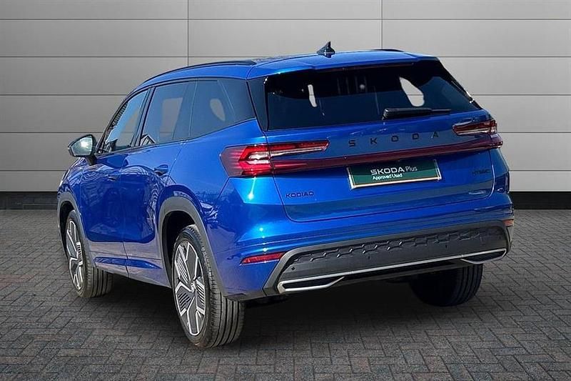 New Skoda Kodiaq SportLine 150 HP (110 kW) 2025 Race blue SUV