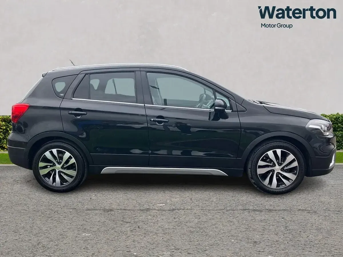 Used Suzuki SX4 SZ5 140 HP (102 kW) 2018 Black Hatchback