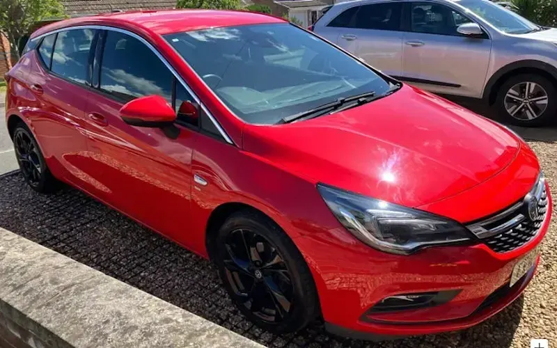 Second-hand Vauxhall Astra SRi 105 CP (77 kW) 2018 Hatchback