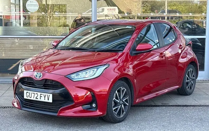 Used Toyota Yaris Hybrid Design 116 HP (85 kW) 2026 Hatchback