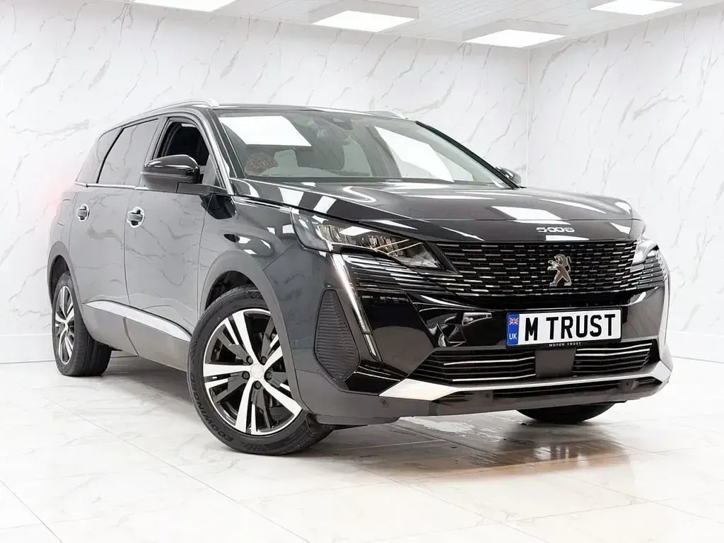 Used Peugeot 5008 Allure 130 HP (95 kW) 2021 Black SUV