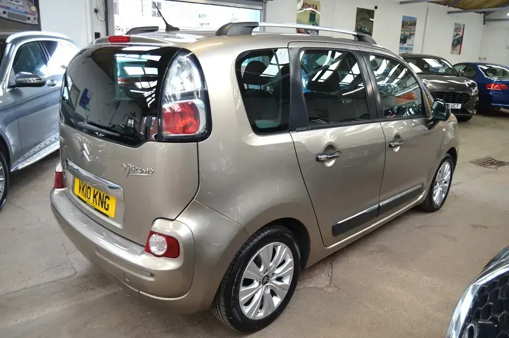 Used Citroën C3 Picasso Exclusive 2010 Beige MPV