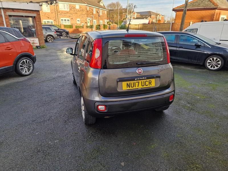 Usado Fiat Panda Pop 2017 Cinzento Citadino