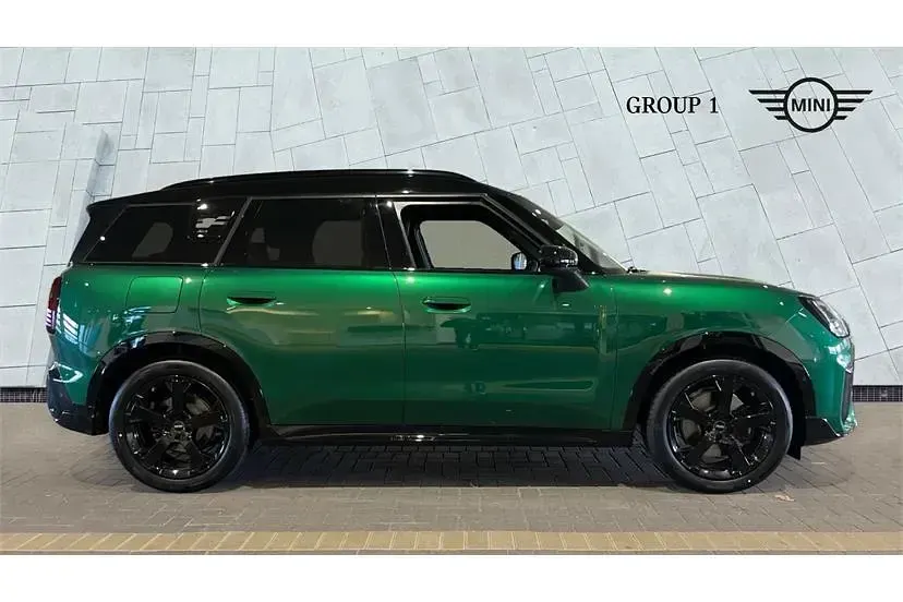Used Mini Countryman Sport 218 HP (160 kW) 2025 British racing green iv SUV