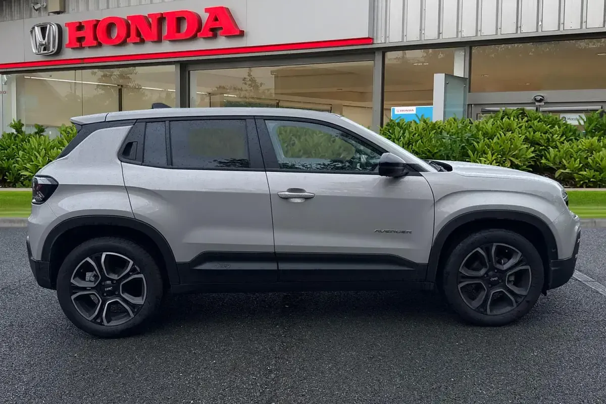 Used Jeep Avenger Summit 2026 Beige SUV
