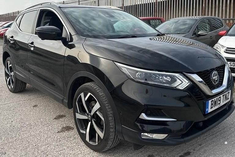 Used Nissan Qashqai Tekna 2019 Black pearl SUV