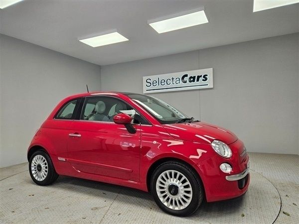 Red Used 2013 Fiat 500 Lounge Hatchback | £8,995 (Fair price) - Image 1/1