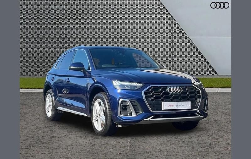 Used Audi Q5 S-Line 261 HP (191 kW) 2022 Blue SUV