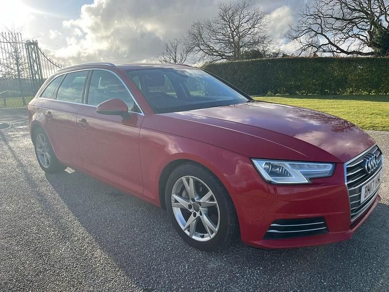 Used Audi A4 Sport 190 HP (139 kW) 2017 Red Estate