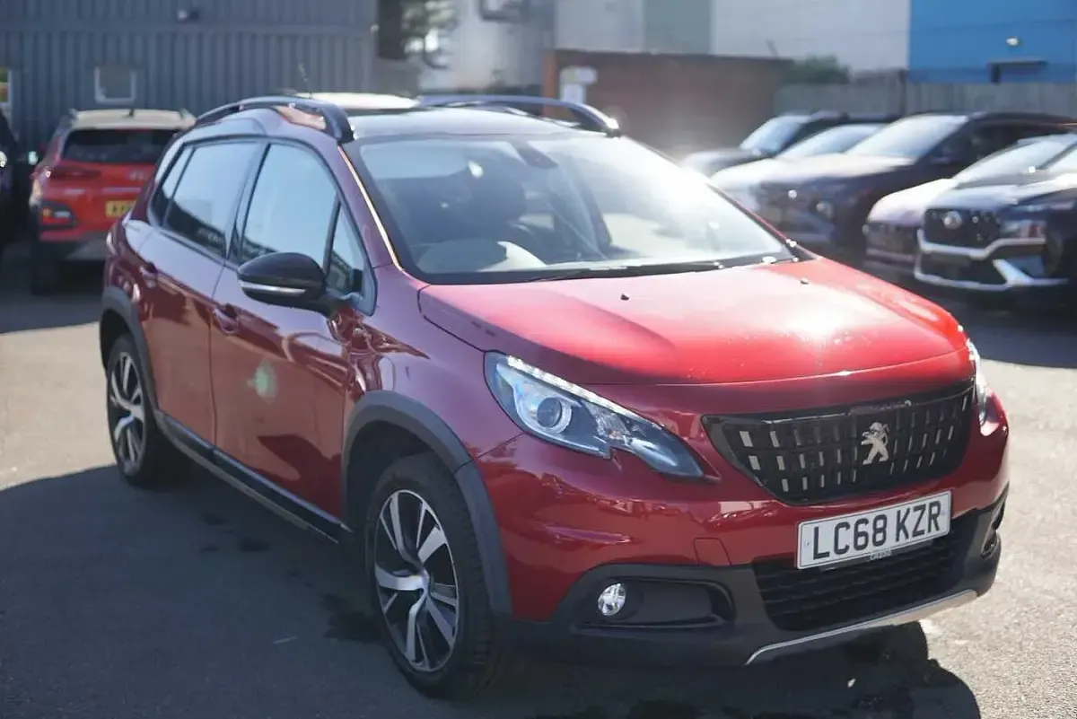 Używany Peugeot 2008 GT-line 2019 Czerwony SUV