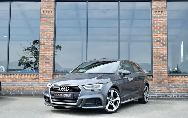 Used Audi A3 Sportback S-Line 150 HP (110 kW) 2017 Hatchback