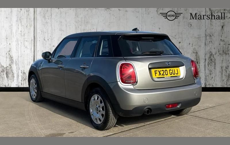Used Mini ONE Comfort 101 HP (74 kW) 2020 Silver Hatchback