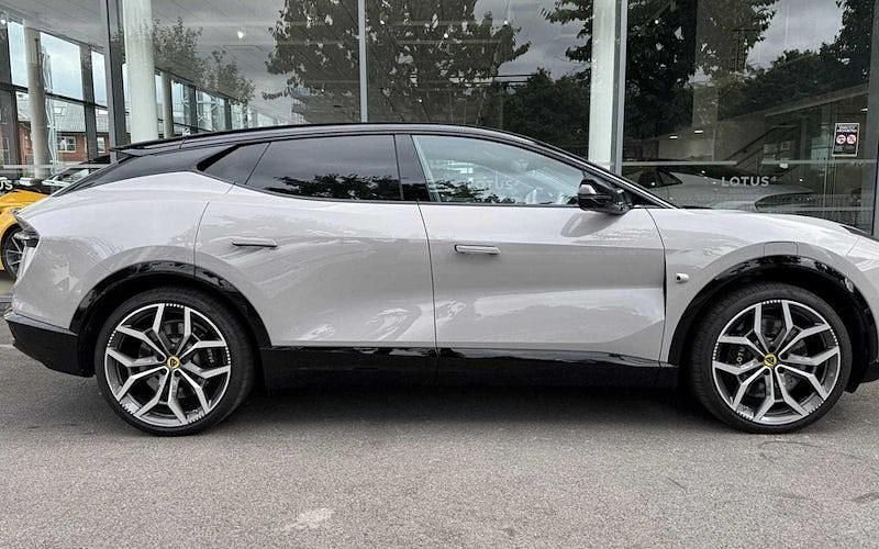 Used Lotus Eletre 450 kW (612 HP) 2023 SUV