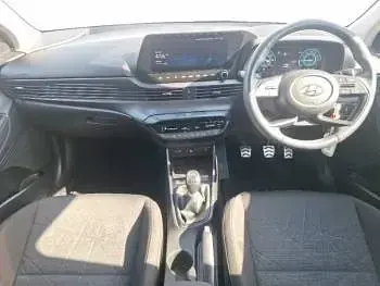 Used Hyundai Bayon Premium 100 HP (73 kW) 2022 White SUV