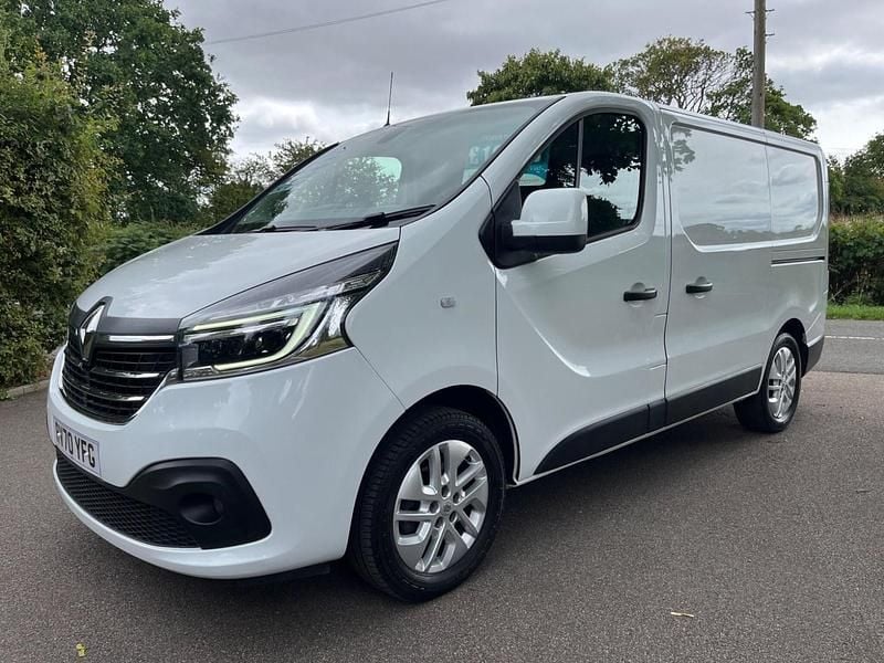 Used Renault Trafic 2020 White MPV