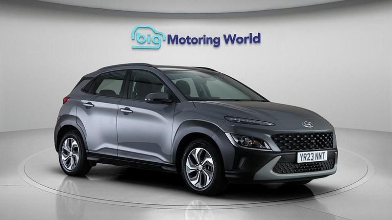 Used Hyundai Kona SE 141 HP (103 kW) 2023 Grey SUV