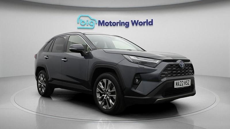 Used Toyota RAV4 Hybrid 222 HP (163 kW) 2022 Grey SUV