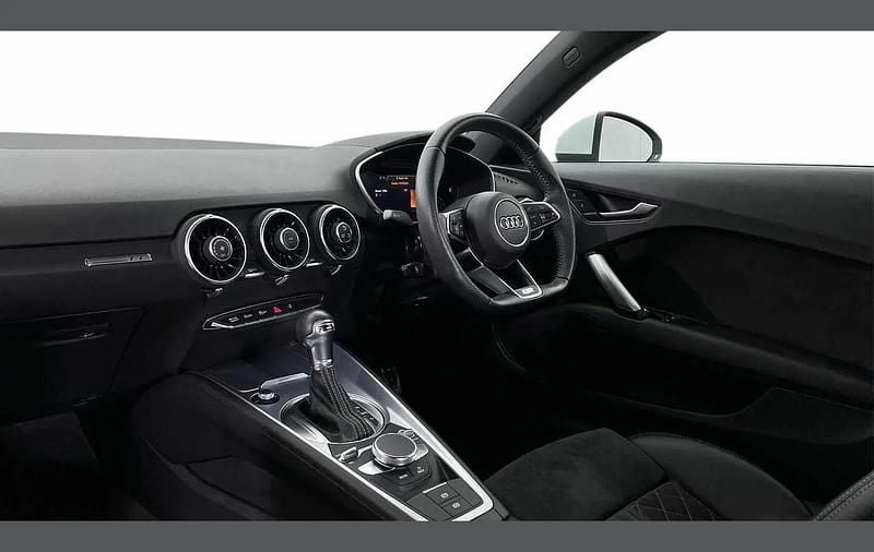 Used Audi TT S-Line 194 HP (142 kW) 2023 White Coupe