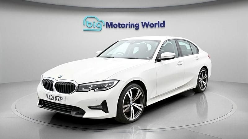 Used BMW 320 Sport Line 2021 White Sedan