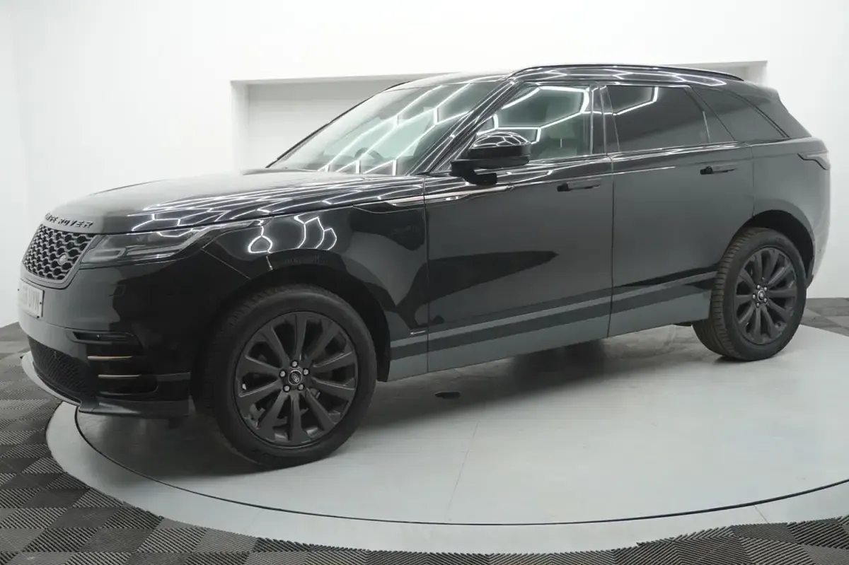 Used Land Rover Range Rover Velar SE Dynamic 2018 Black SUV