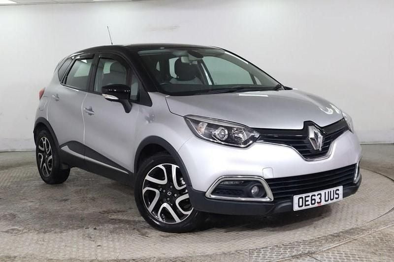 Used Renault Captur Dynamique 90 HP (66 kW) 2014 Silver SUV