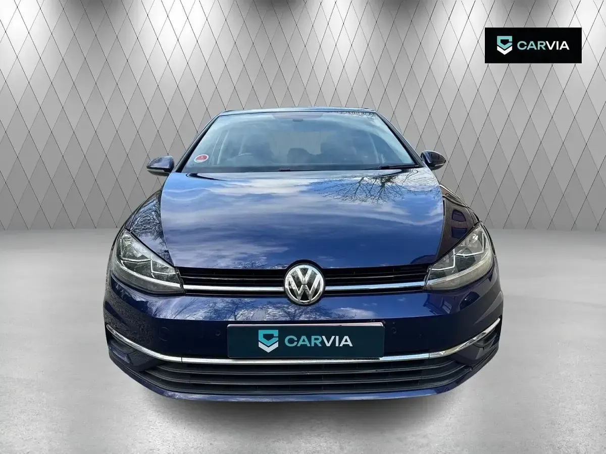 Used VW Golf VII SE 125 HP (91 kW) 2017 Blue Hatchback