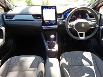 Used Renault Symbioz Techno 140 HP (102 kW) 2025 Red SUV
