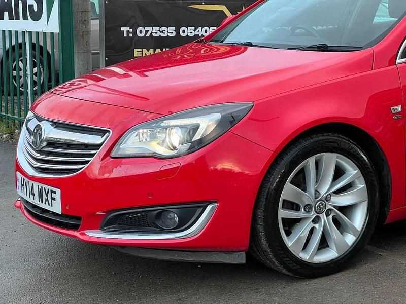 Used Vauxhall Insignia Elite 2014 Red Hatchback