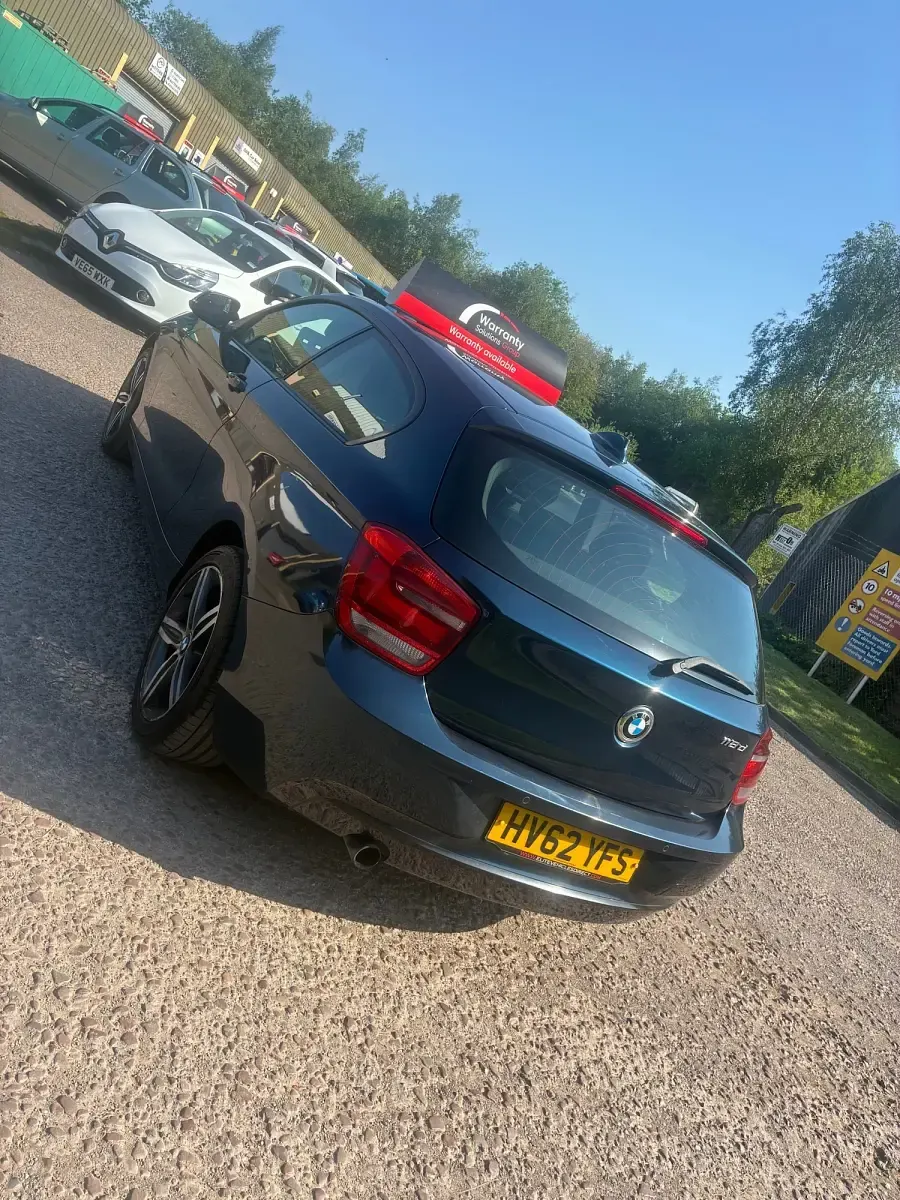 Used BMW 118 Sport Line 2012 Blue Hatchback