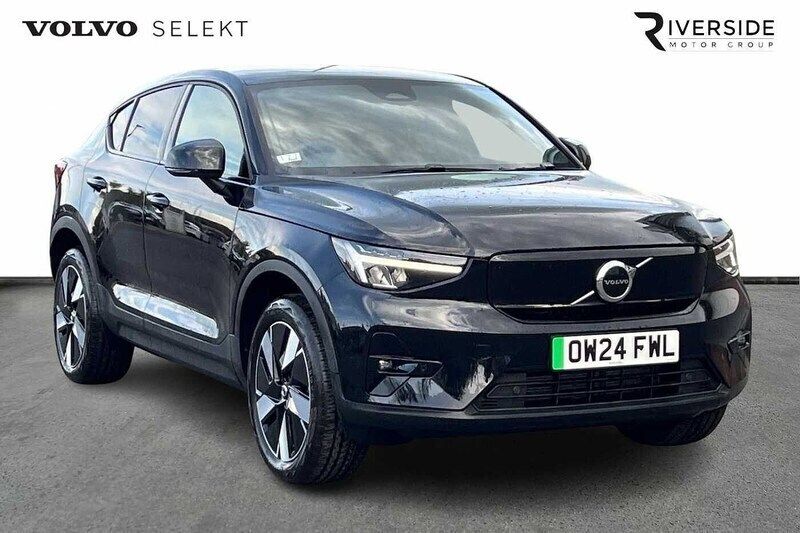 Onyx black New 2024 Volvo EC40 Plus SUV | £34,950 (Super price) - Image 1/4