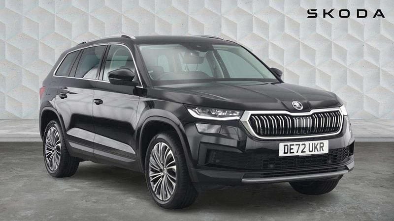 Black magic pearl effect Used 2022 Skoda Kodiaq SE L Executive SUV | £26,489 (Fair price) - Image 1/4