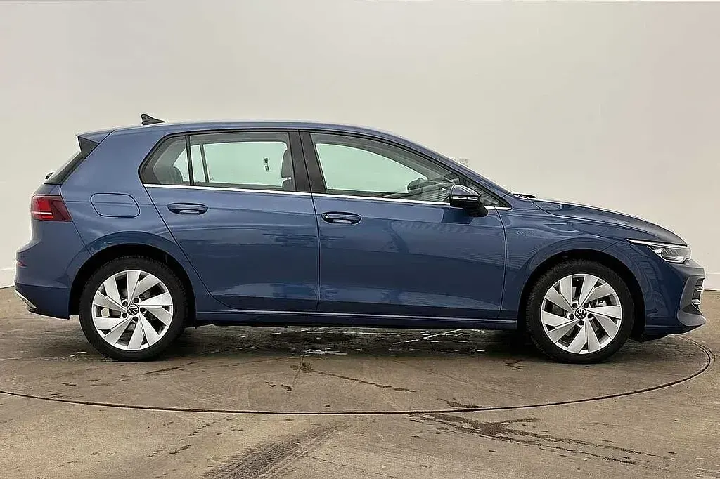 Used VW Golf VIII 204 HP (150 kW) 2025