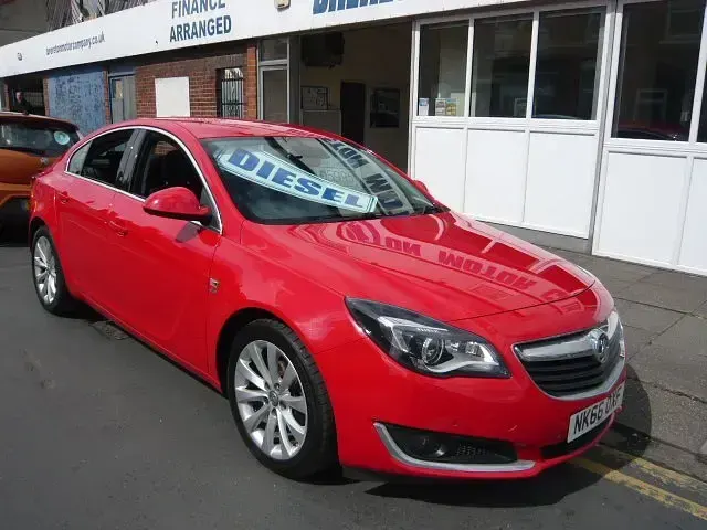 Used Vauxhall Insignia Elite 2016 Red Hatchback