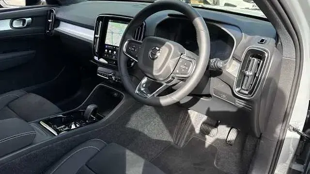 Used Volvo XC40 Plus 161 HP (118 kW) 2026 SUV