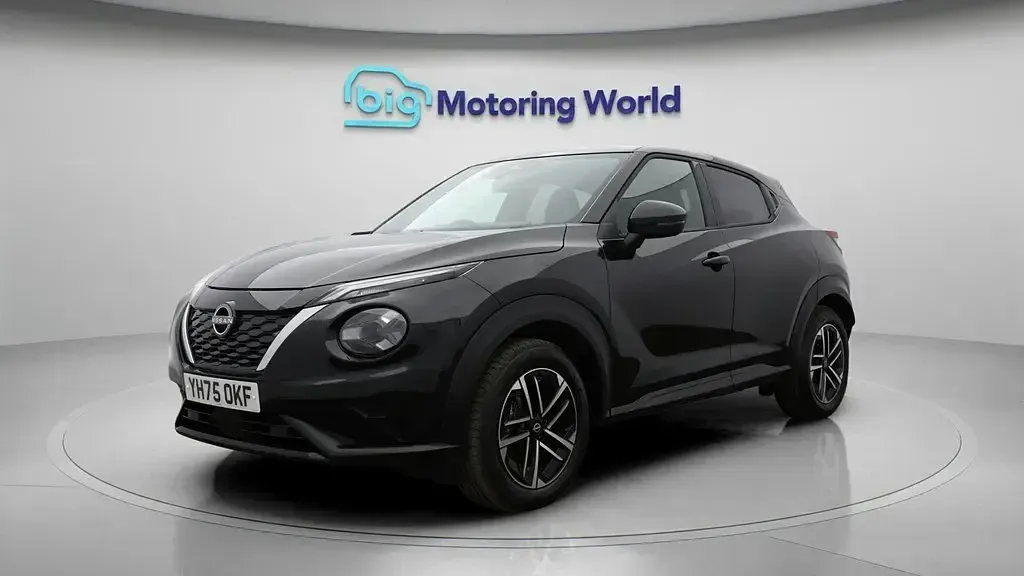 Używany Nissan Juke N-Connecta 143 KM (105 kW) 2025 Czarny SUV