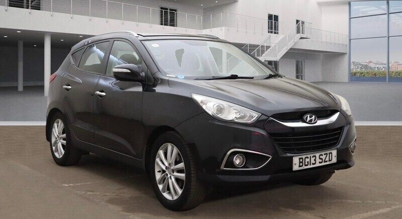 Black Used 2013 Hyundai ix35 Premium SUV | £3,000 (Fair price) - Image 1/4