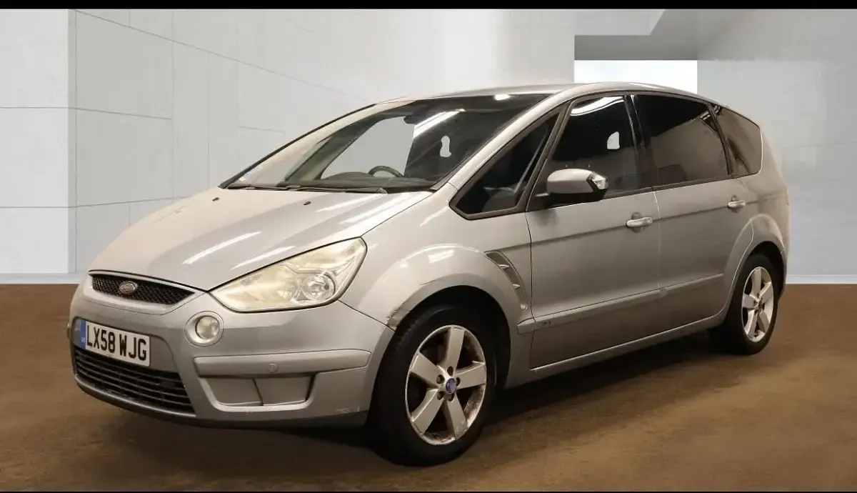 Używany Ford S-MAX Titanium 140 KM (102 kW) 2008 Srebrny Minivan