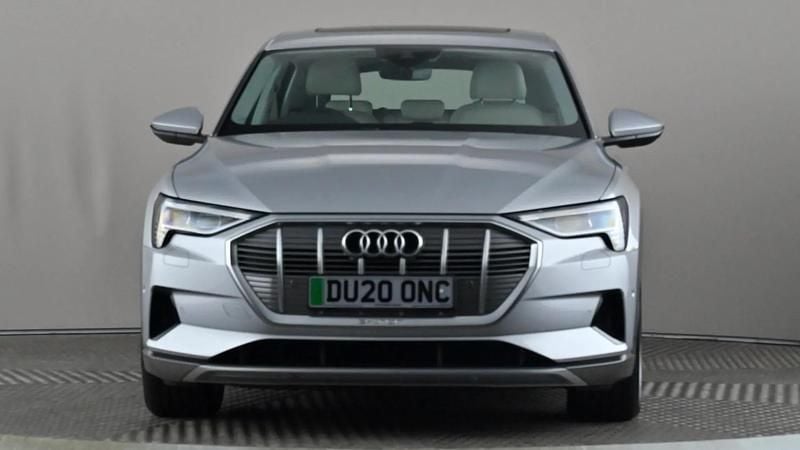 Used Audi e-tron Advanced 300 kW (408 HP) 2020 Silver SUV