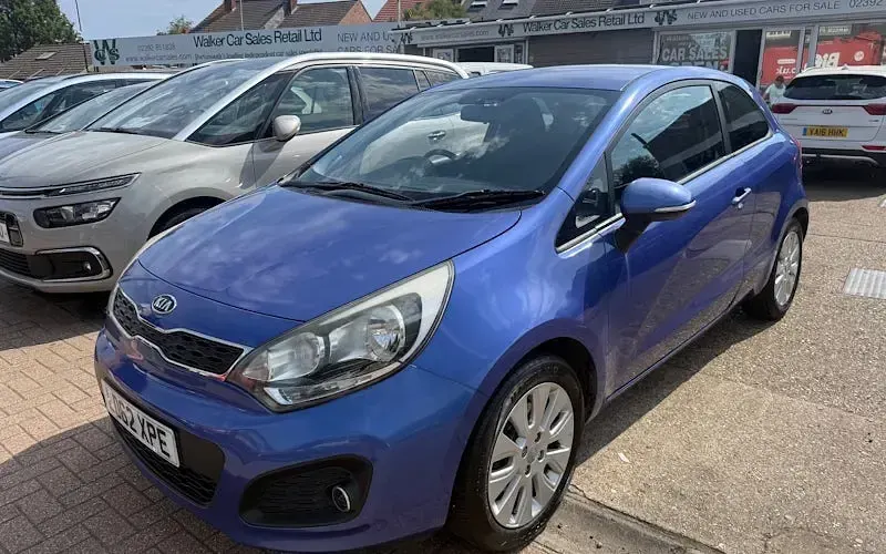 Used Kia Rio 109 HP (80 kW) 2012 Hatchback