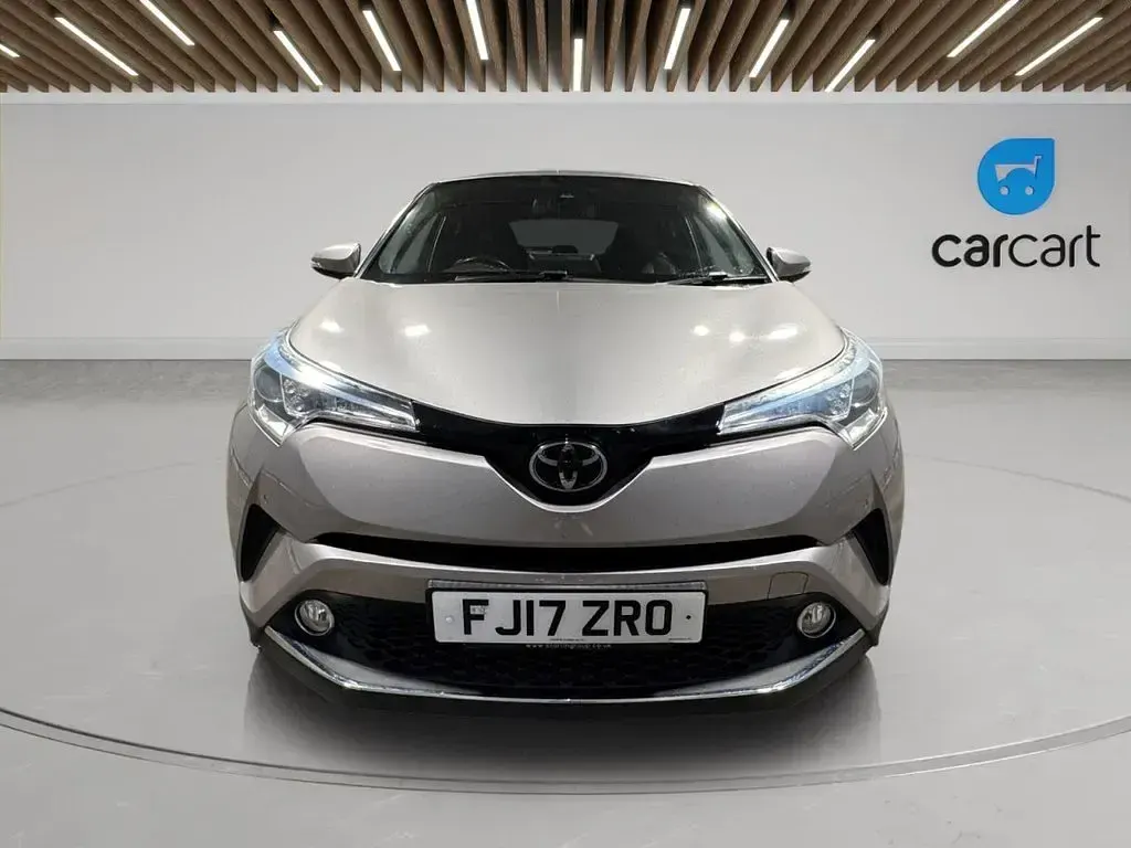 Used Toyota C-HR 115 HP (84 kW) 2017 Silver SUV