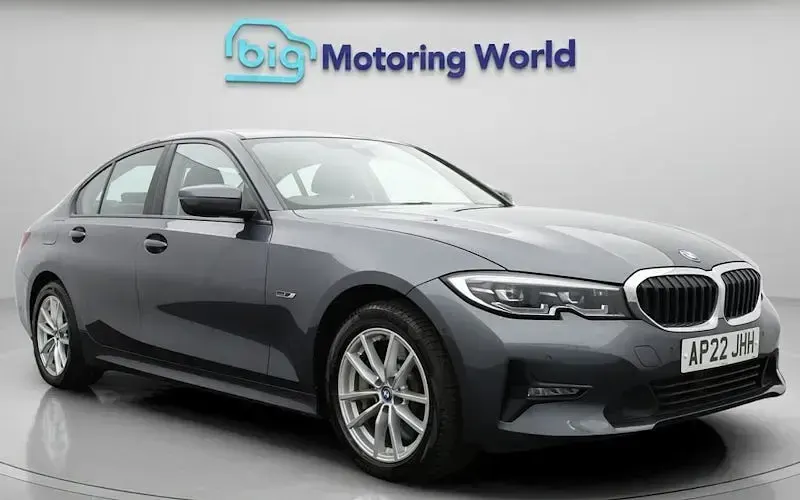 Used BMW 330e 292 HP (214 kW) 2022 Sedan