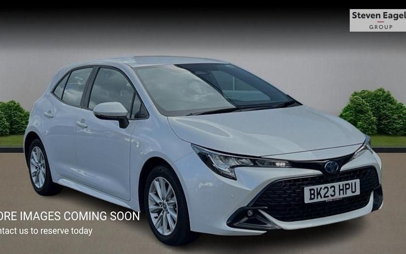 Used Toyota Corolla 140 HP (102 kW) 2026 Hatchback