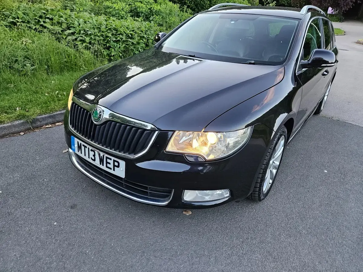 Used Skoda Superb SE 2013 Black Estate