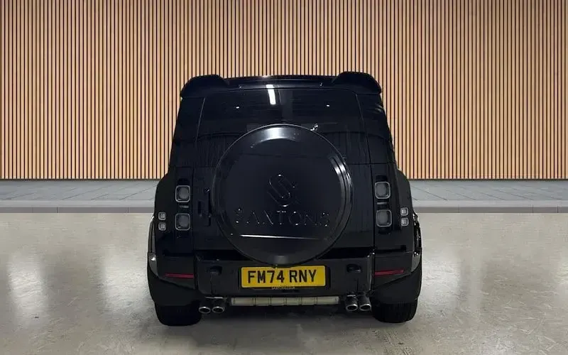 Used Land Rover Defender 426 HP (313 kW) 2024 Black SUV