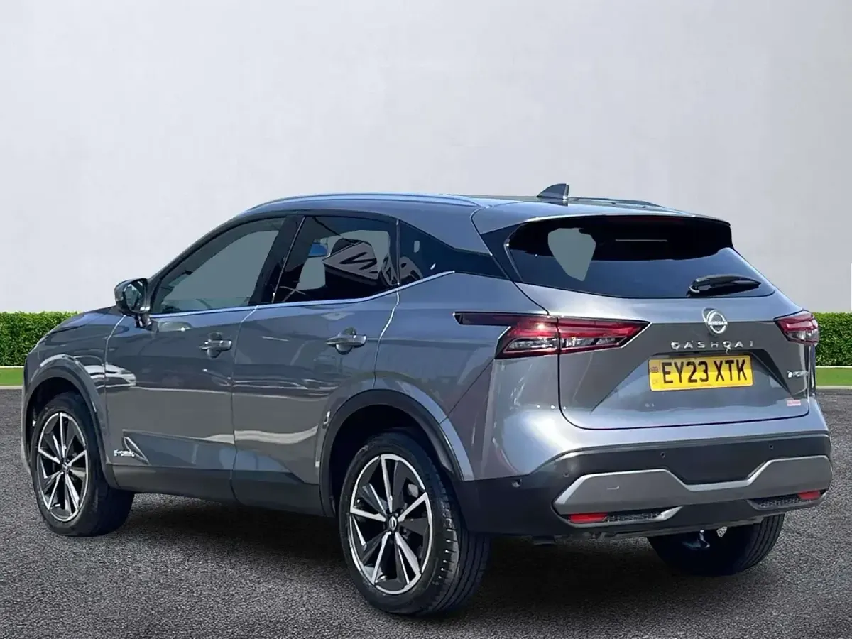 Used Nissan Qashqai Tekna 190 HP (139 kW) 2023 Grey SUV