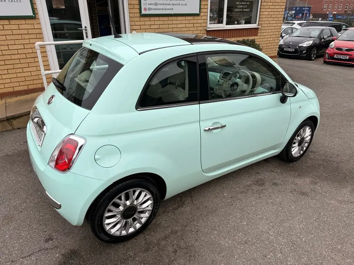 Used Fiat 500 Lounge 69 HP (50 kW) 2014 Green Hatchback