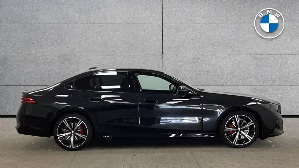 Used BMW 530e M Sport 295 HP (216 kW) 2026 Black