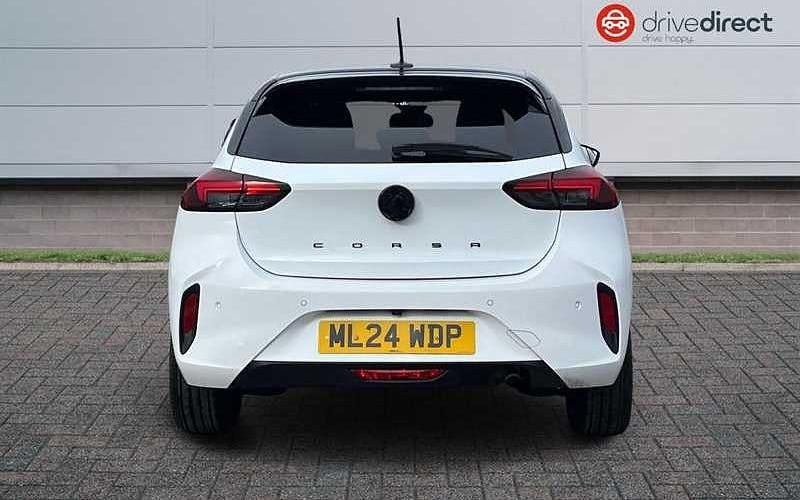 Used Vauxhall Corsa 75 HP (55 kW) 2023 White Hatchback
