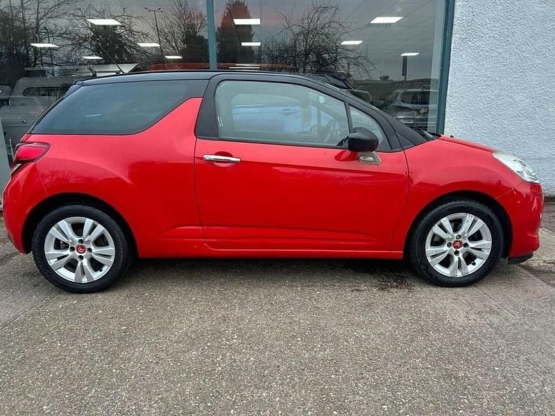 Used Citroën DS3 2011 Red Hatchback