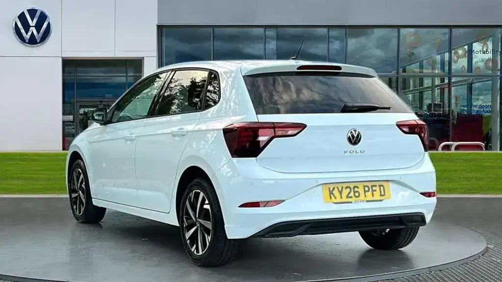 Used VW Polo Match 95 HP (69 kW) 2026 Pure white Hatchback